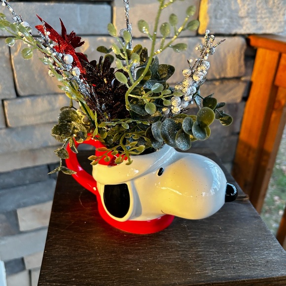 Festive Red and White Holiday Mug with Snoopy Design - Picture 4 of 6